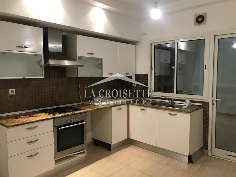 Appartement S+3 à La Marsa 